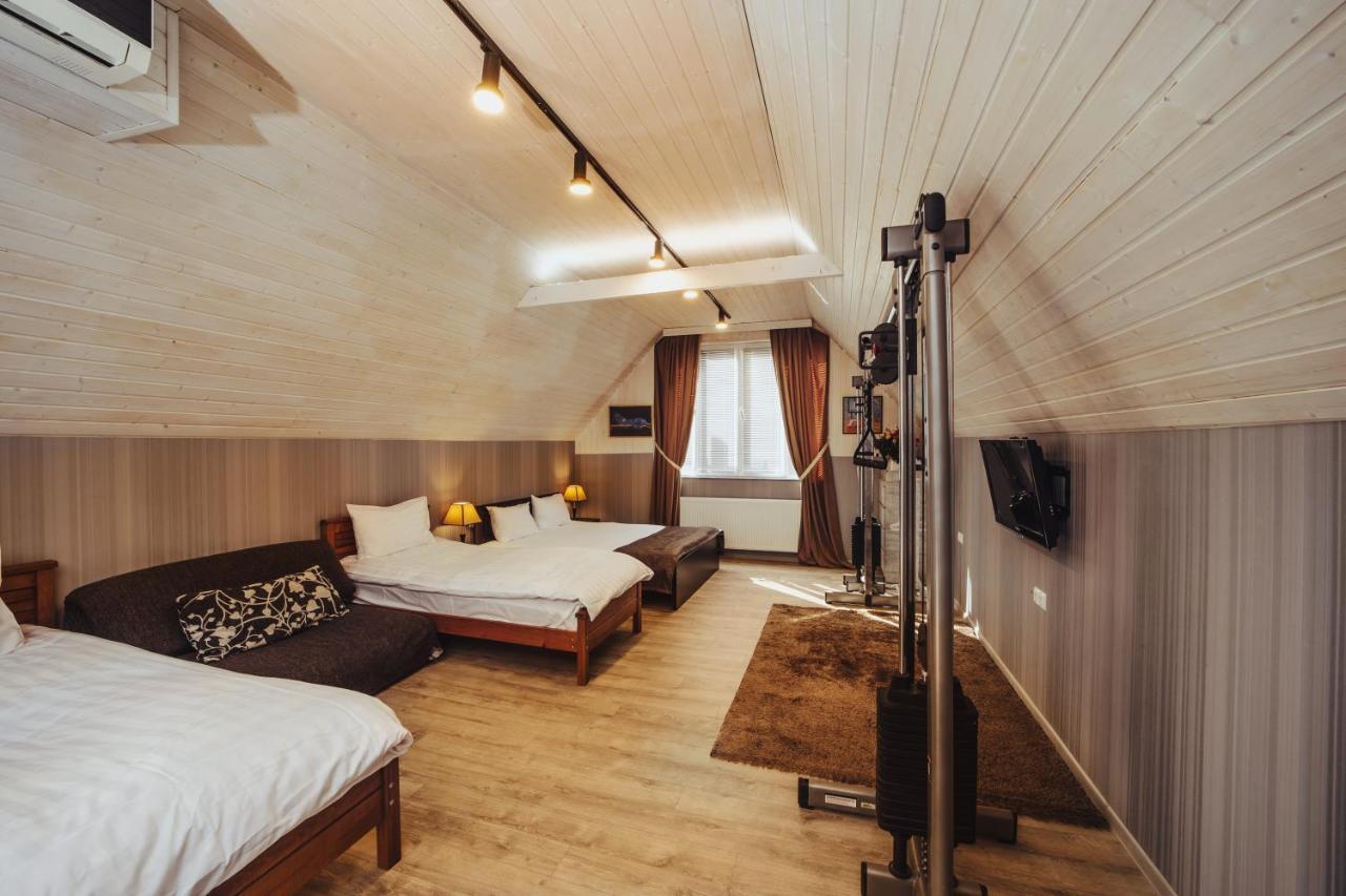 Rustaveli Apartment With Gym Tbilisi ภายนอก รูปภาพ