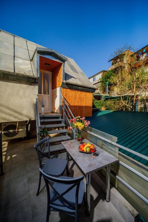 Rustaveli Apartment With Gym Tbilisi ภายนอก รูปภาพ