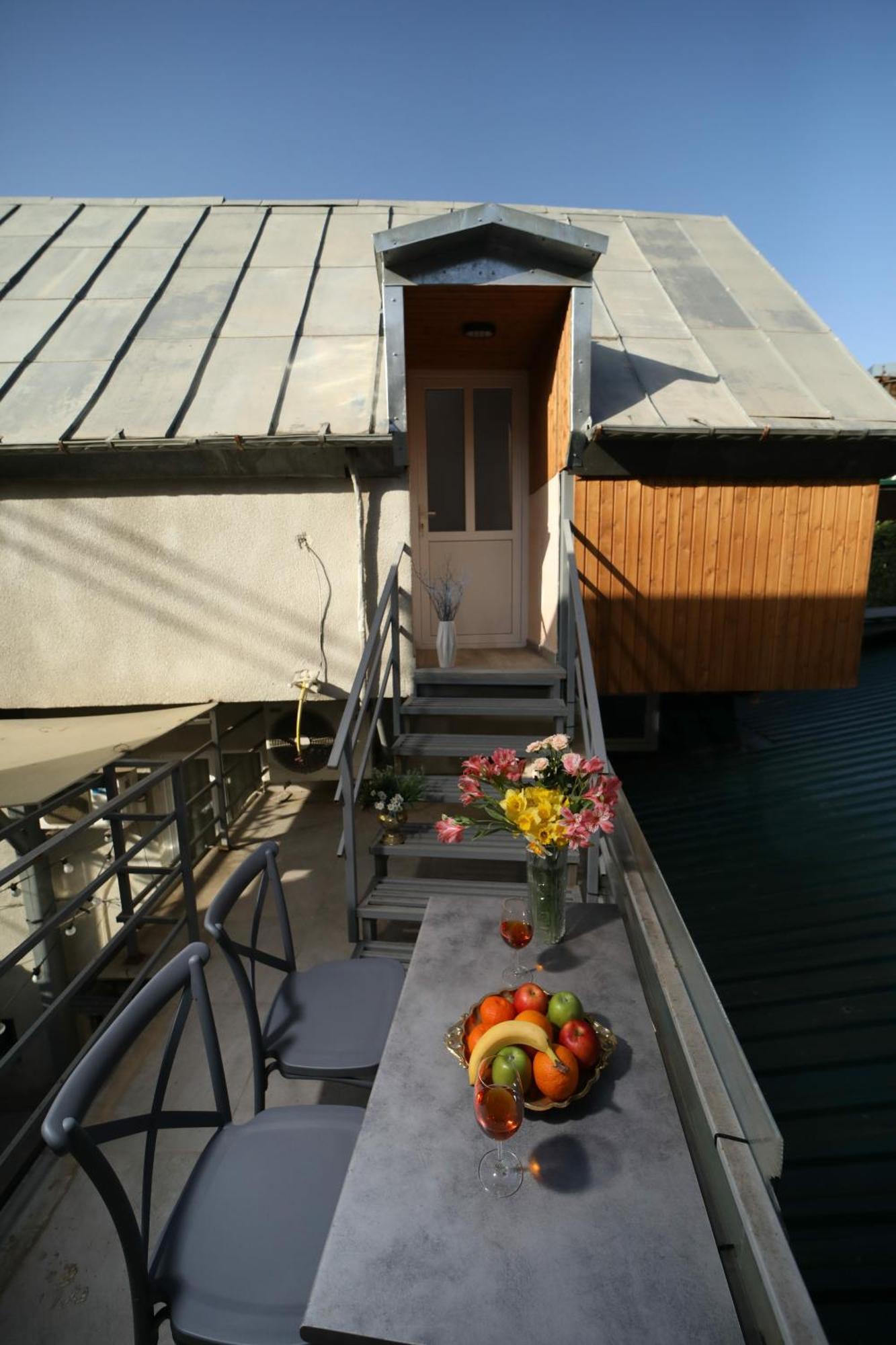 Rustaveli Apartment With Gym Tbilisi ภายนอก รูปภาพ